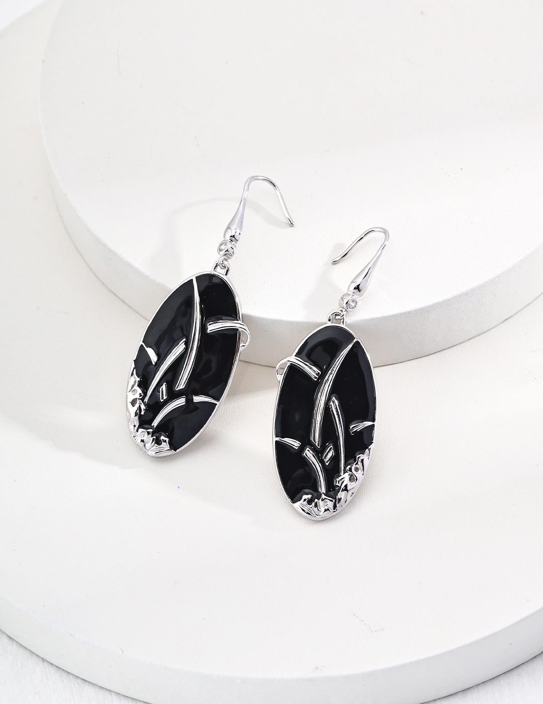 The Orchid Shade Earrings